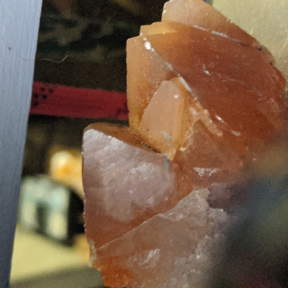 Cha Ching calcite raw gleaming scales specimen 🍑 rare color with dendrites - Picture 4 of 5